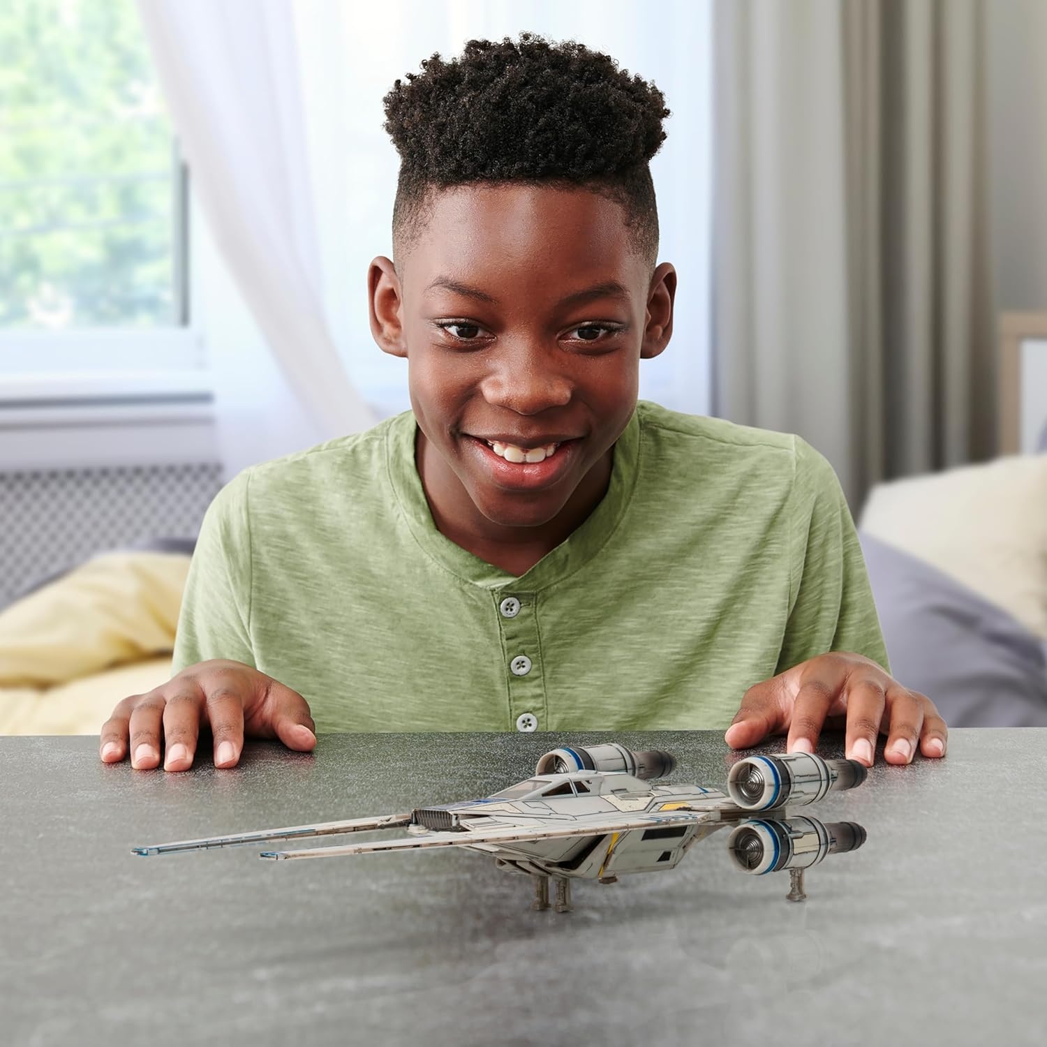 image:imageJazwares Star Wars Micro Galaxy Squadron ARC170 Starfighter 8Inch Vehicle with Three 1Inch Micro Figure AccessoriesUwing Starfighter
